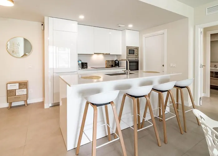 아파트 Lme2ba- Cozy Ground Floor Flat In Luxury 에스테포나