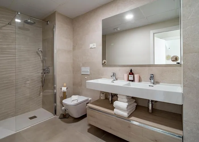 Lme2ba- Cozy Ground Floor Flat In Luxury 아파트